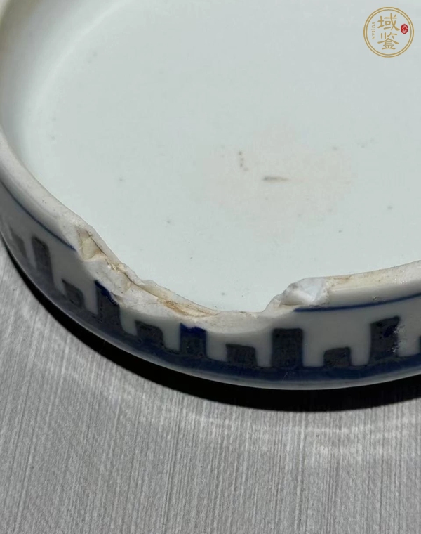 古玩陶瓷青花蓋盒真品鑒賞圖