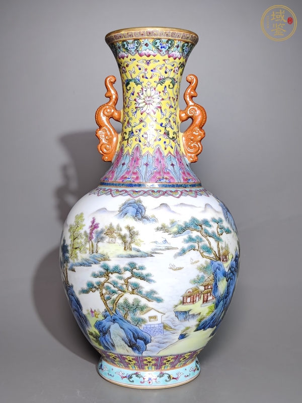 古玩陶瓷粉彩山水人物撇口瓶真品鑒賞圖