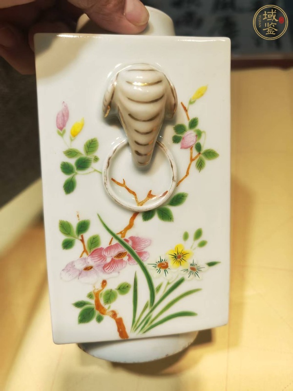古玩陶瓷粉彩花卉四方象耳琮式瓶真品鑒賞圖