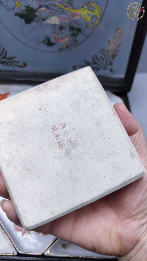 古玩民國礬紅楓葉紋攢盤真品鑒賞圖