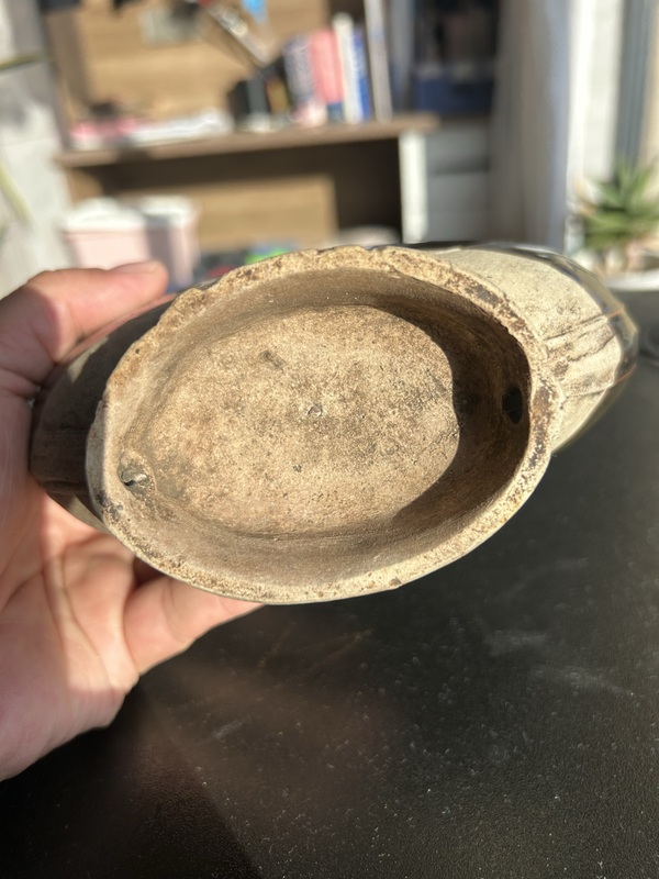 古玩陶瓷金元耀州黑釉樹(shù)葉紋穿戴扁壺（馬背上的壺）拍賣，當(dāng)前價(jià)格864元