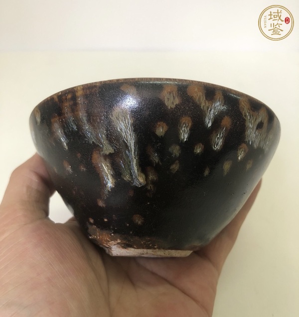 古玩陶瓷吉州窯貼花茶盞真品鑒賞圖