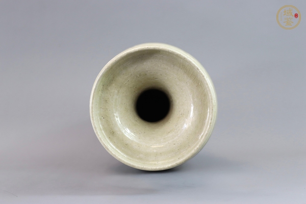 古玩陶瓷越窯青瓷刻花盤口瓶，不排除金村窯真品鑒賞圖