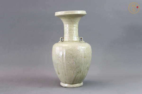 古玩陶瓷越窯青瓷刻花盤口瓶，不排除金村窯真品鑒賞圖