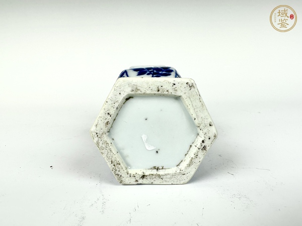 古玩陶瓷清康熙·青花花卉芭蕉葉紋六方瓶真品鑒賞圖