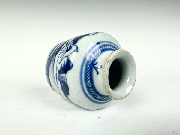 古玩陶瓷清乾隆·青花山水人物水盂拍賣，當(dāng)前價格0元