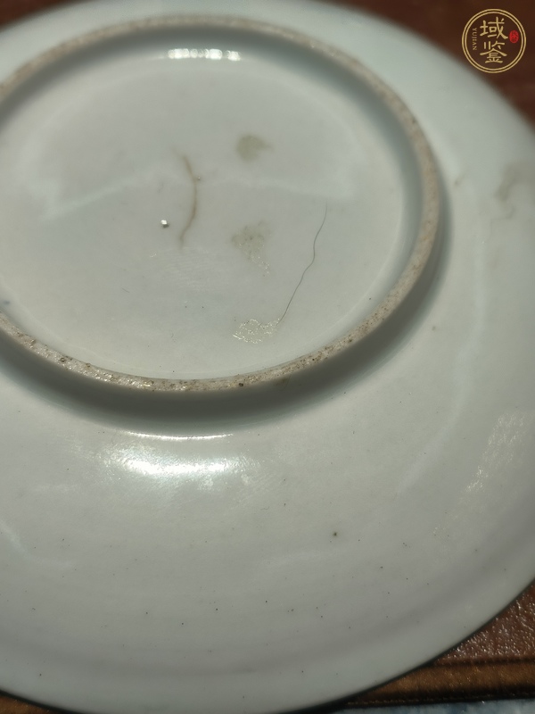 古玩陶瓷青花礬紅杯盤真品鑒賞圖