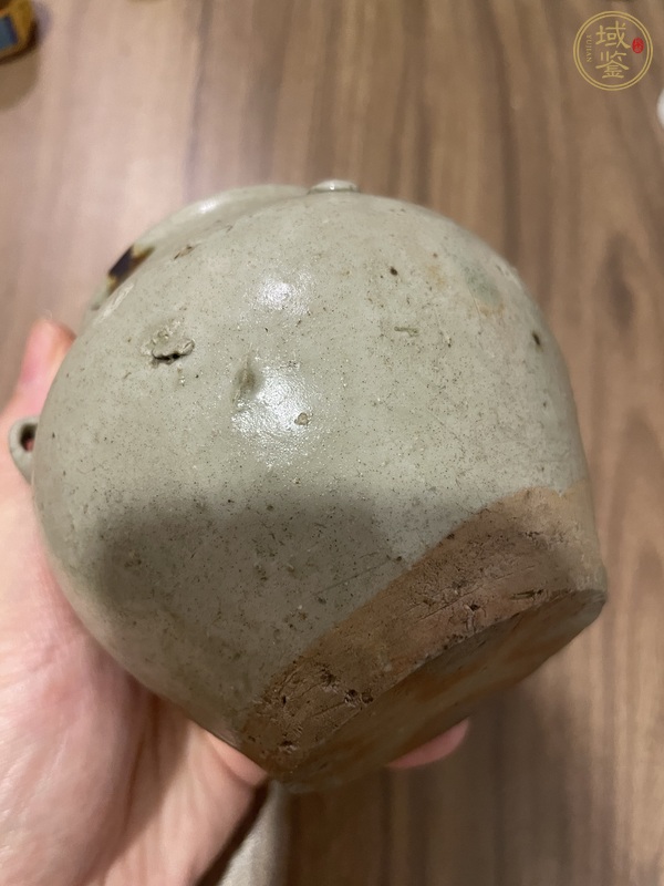 古玩陶瓷越窯青瓷罐真品鑒賞圖