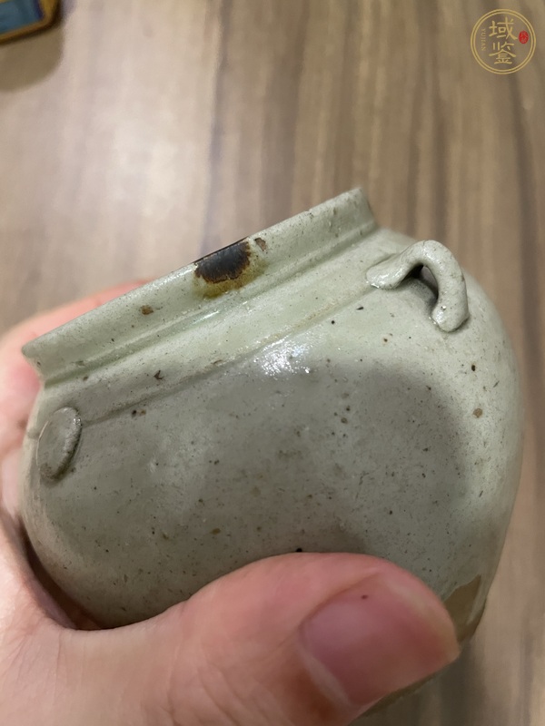 古玩陶瓷越窯青瓷罐真品鑒賞圖