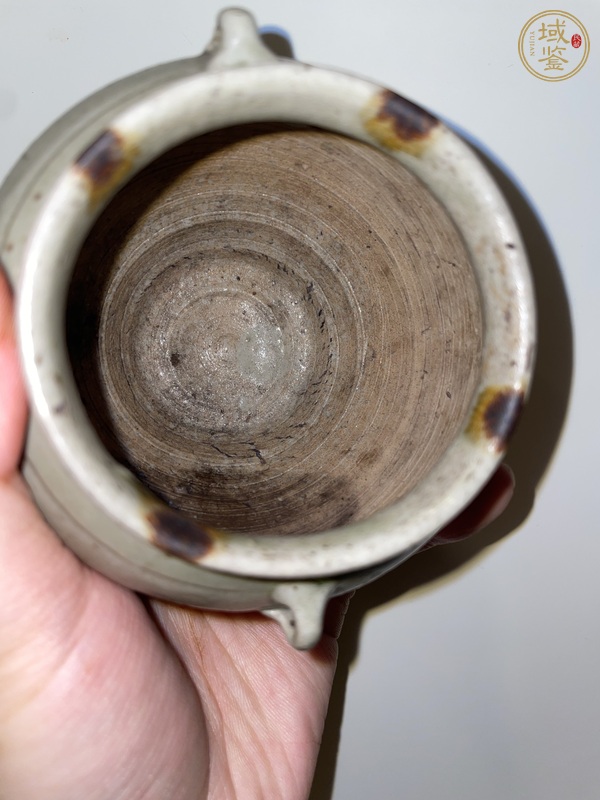 古玩陶瓷越窯青瓷罐真品鑒賞圖