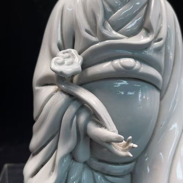 古玩陶瓷德化窯觀塑像拍賣，當前價格800元