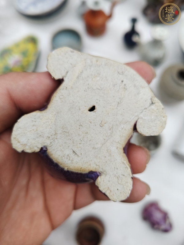 古玩陶瓷窯變紅釉青蛙真品鑒賞圖