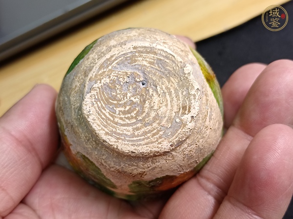 古玩陶瓷三彩杯真品鑒賞圖