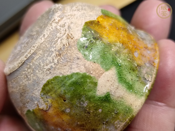 古玩陶瓷三彩杯真品鑒賞圖