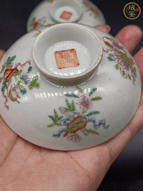 古玩陶瓷道光細(xì)路粉彩蓋子真品鑒賞圖