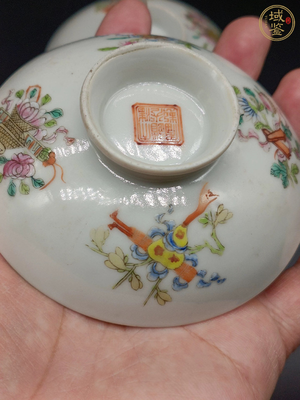 古玩陶瓷道光細路粉彩蓋子真品鑒賞圖