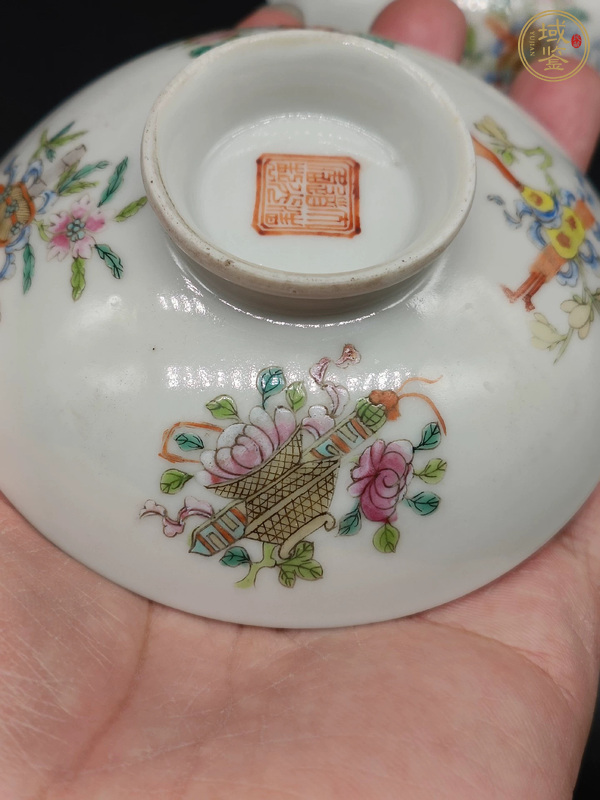 古玩陶瓷道光細路粉彩蓋子真品鑒賞圖