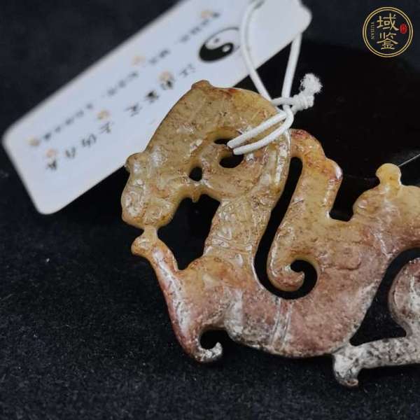 古玩玉器做舊仿戰(zhàn)國“s”形龍佩真品鑒賞圖