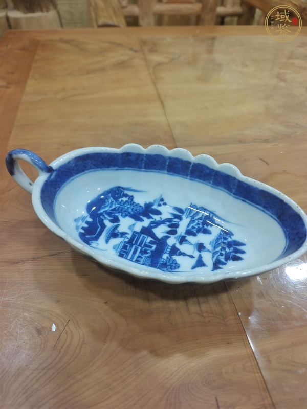古玩陶瓷清乾隆 青花山水紋沙拉杯真品鑒賞圖