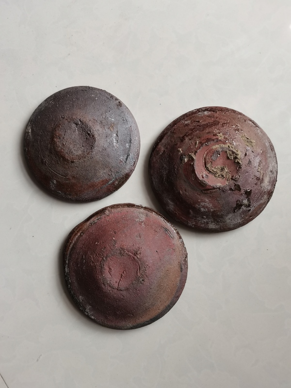 古玩陶瓷宣州窯醬釉燈盞拍賣，當(dāng)前價(jià)格0元