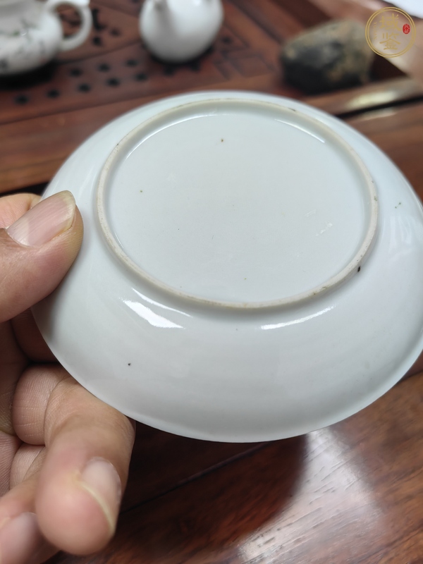 古玩陶瓷廣彩杯碟真品鑒賞圖