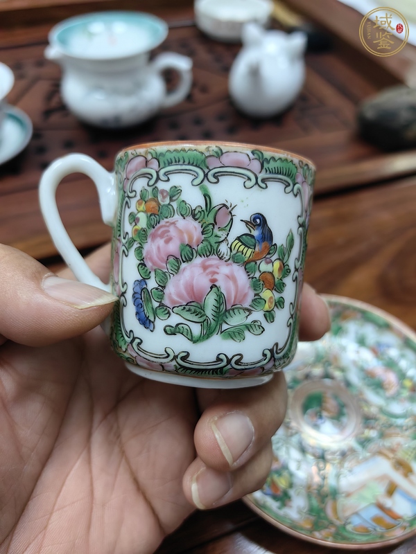 古玩陶瓷廣彩杯碟真品鑒賞圖