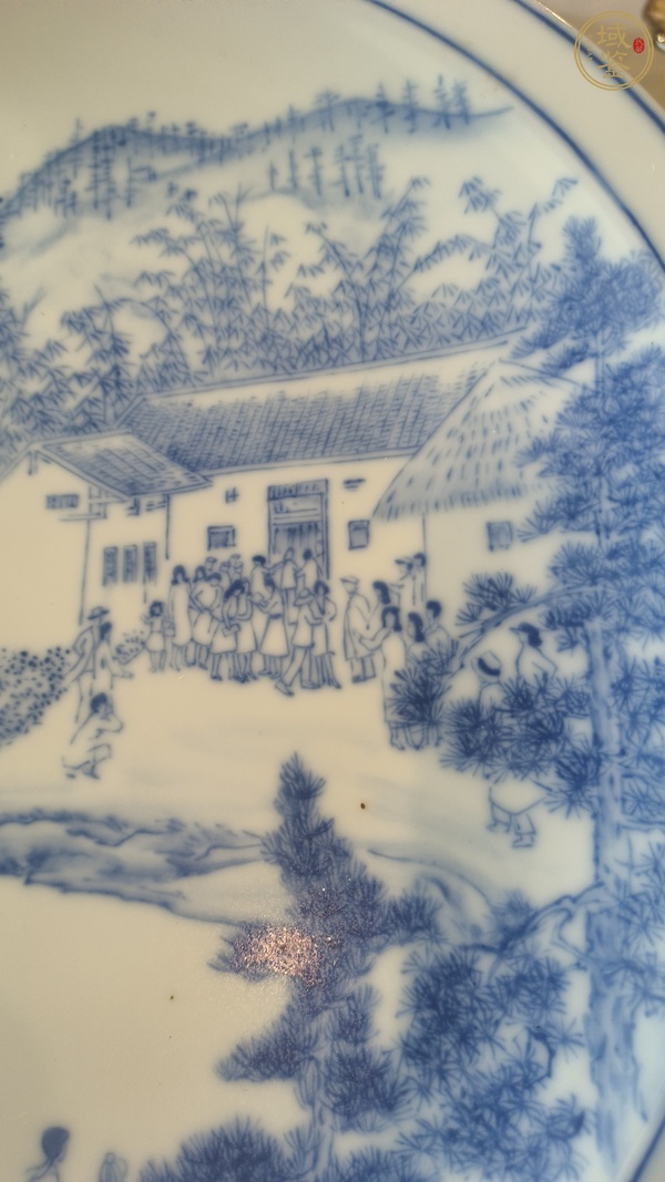 古玩陶瓷青花山水紋大盤真品鑒賞圖