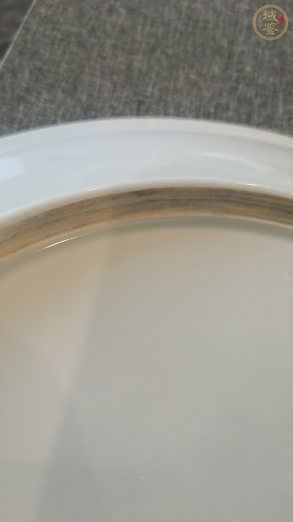 古玩陶瓷青花山水紋大盤真品鑒賞圖
