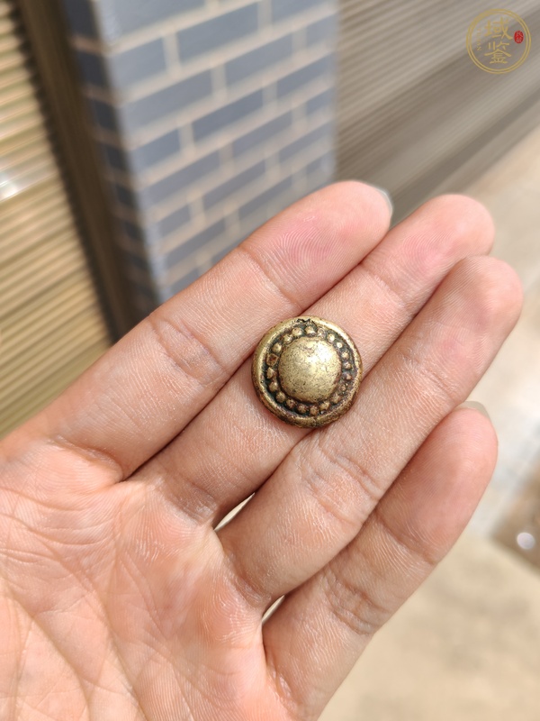 古玩雜項(xiàng)銅紐扣真品鑒賞圖