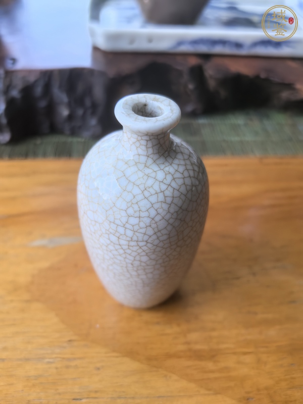 古玩陶瓷哥釉鼻煙壺真品鑒賞圖