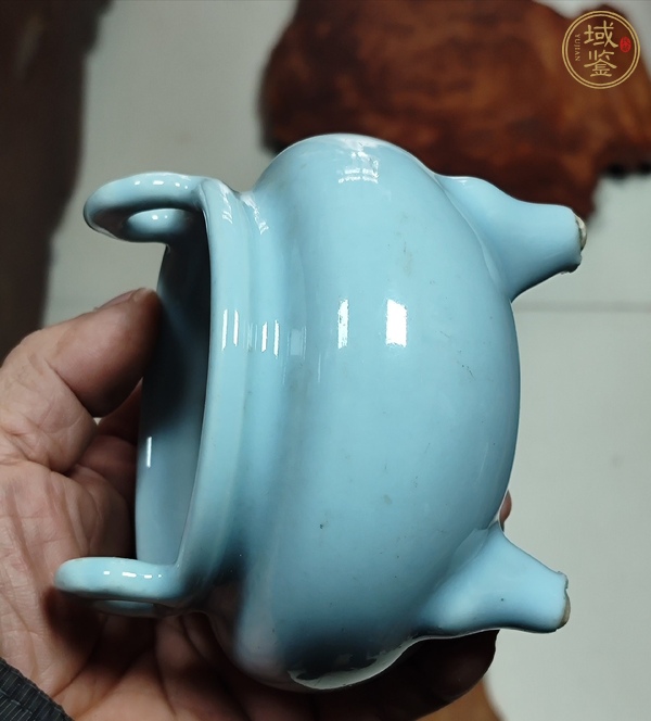 古玩陶瓷天藍釉香爐真品鑒賞圖