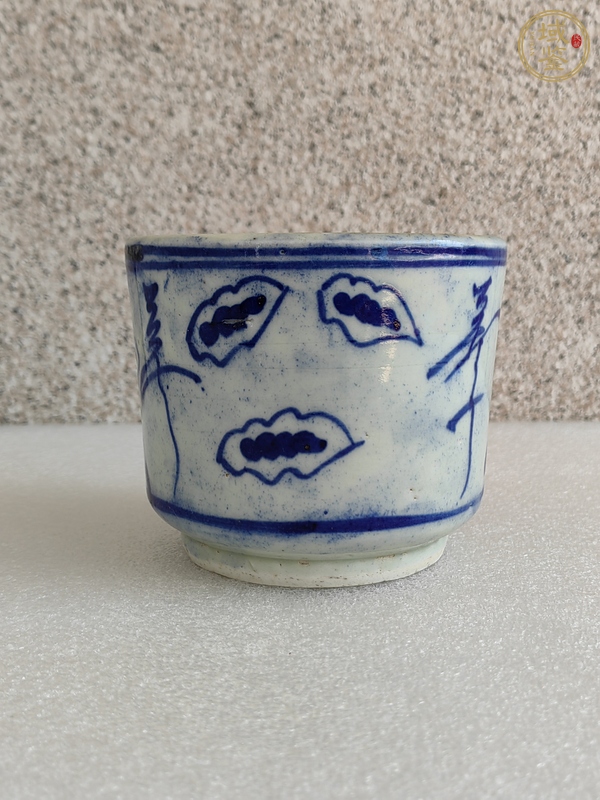 古玩陶瓷青花圈足筒式香爐真品鑒賞圖