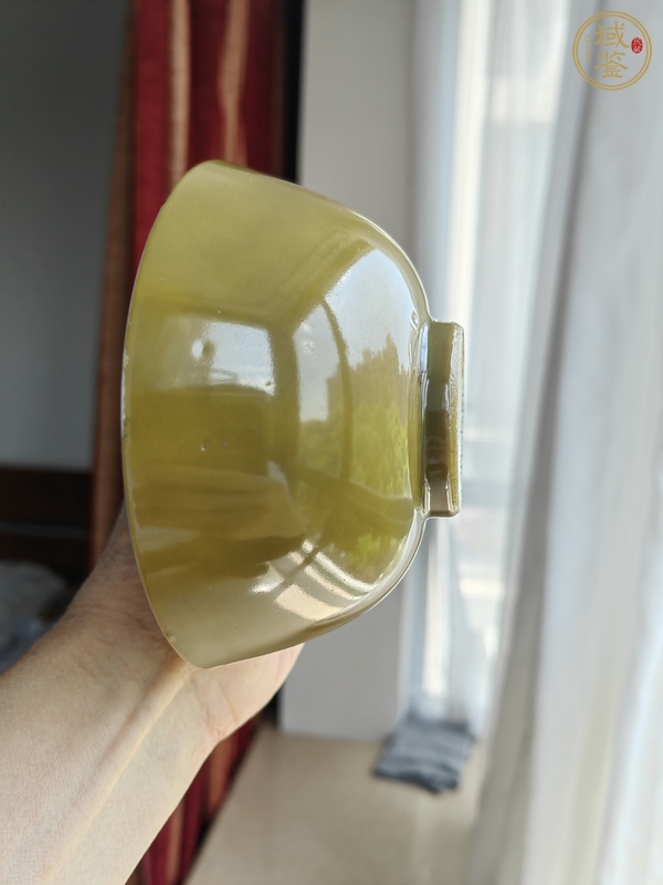 古玩陶瓷黃綠釉茶碗真品鑒賞圖