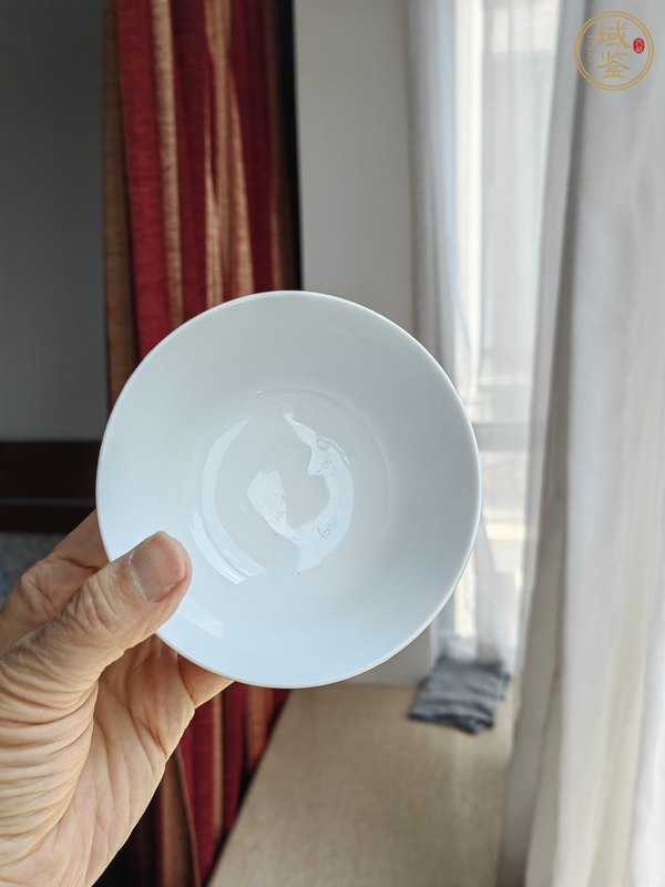 古玩陶瓷黃綠釉茶碗真品鑒賞圖
