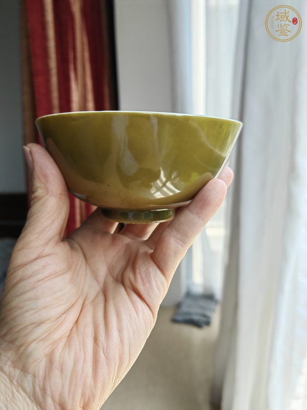 古玩陶瓷黃綠釉茶碗真品鑒賞圖