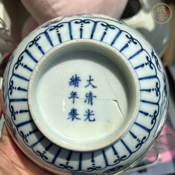 古玩陶瓷青花纏枝蓮?fù)胝嫫疯b賞圖