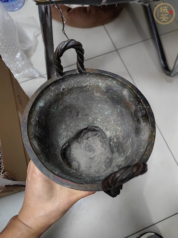 古玩銅器象鼻足銅饜真品鑒賞圖