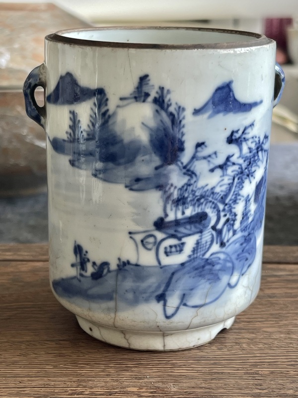古玩轉(zhuǎn)賣晚清青花山水紋燉盅拍賣，當(dāng)前價(jià)格1388元