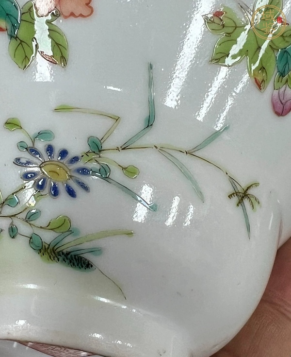 古玩陶瓷清道光 粉彩飛黃騰達(dá)花口碗真品鑒賞圖