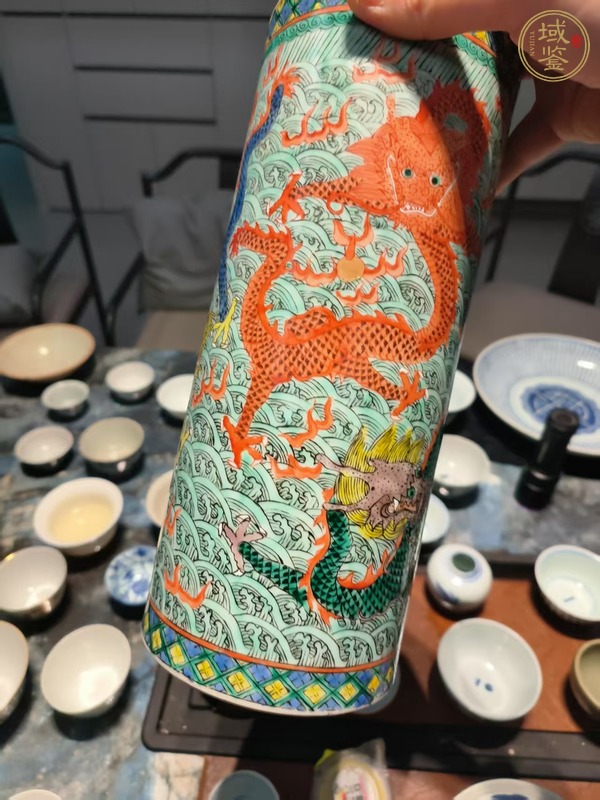 古玩陶瓷民國 粉彩海水龍紋帽筒真品鑒賞圖