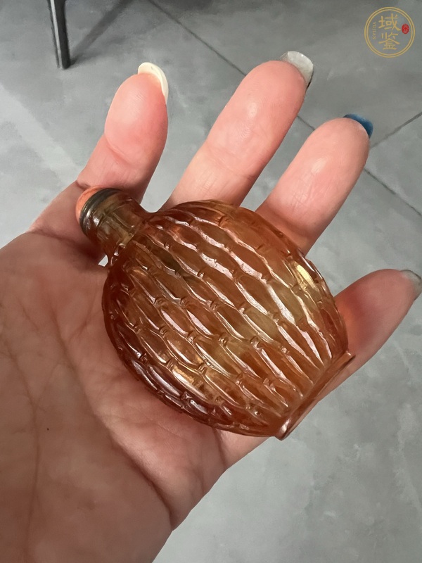 古玩玉器玻璃鼻煙壺真品鑒賞圖