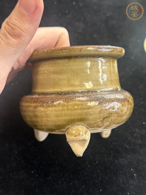古玩金元時(shí)期耀州窯青釉三足爐真品鑒賞圖