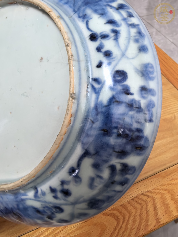 古玩陶瓷青花鳳傳花卉紋盤(pán)真品鑒賞圖