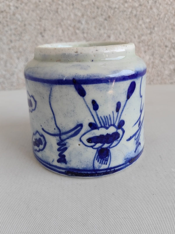 古玩陶瓷青花圈足筒式香爐拍賣，當(dāng)前價格298元