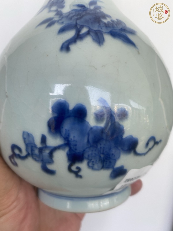 古玩陶瓷人物紋青花加彩瓶真品鑒賞圖