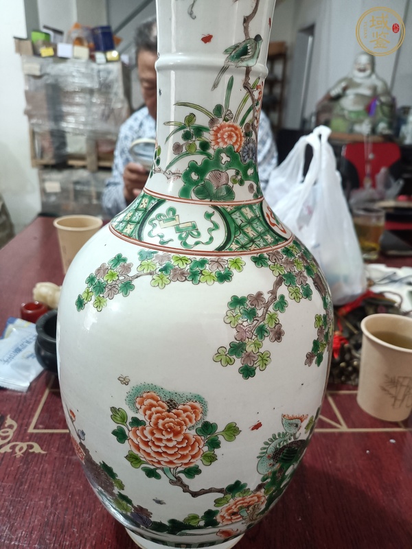 古玩陶瓷五彩瓶真品鑒賞圖