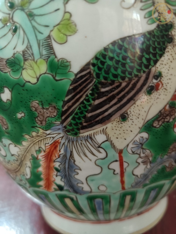 古玩陶瓷五彩瓶真品鑒賞圖