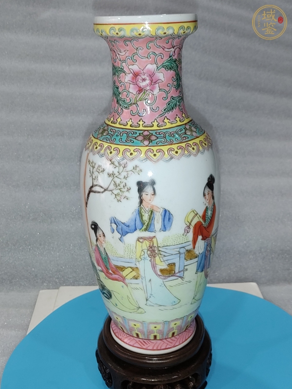 古玩陶瓷粉彩仕女人物紋瓶真品鑒賞圖