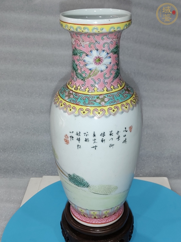 古玩陶瓷粉彩仕女人物紋瓶真品鑒賞圖