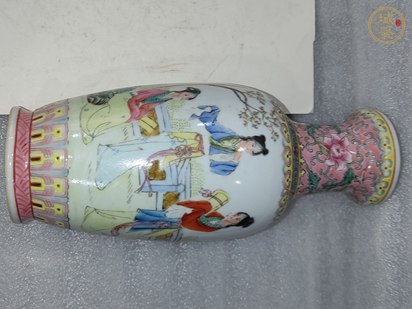 古玩陶瓷粉彩仕女人物紋瓶真品鑒賞圖